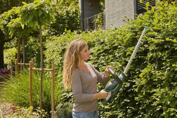 Gardena Akku-Heckenschere ComfortCut 50/18V-P4A solo (14730-55)